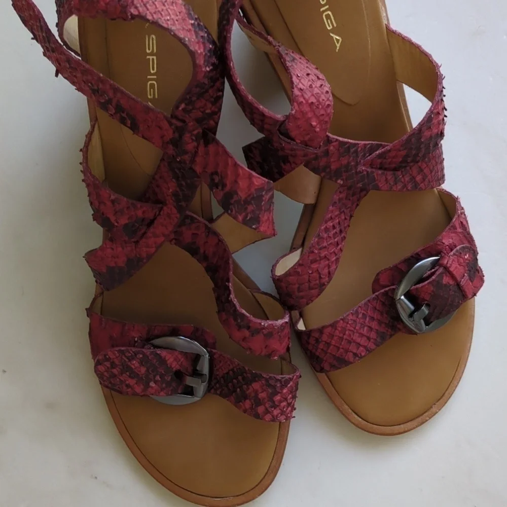 Via Spiga Red Snake Print Boho Leather Wooden Block Heel Comfy Sandals Sz 8.5